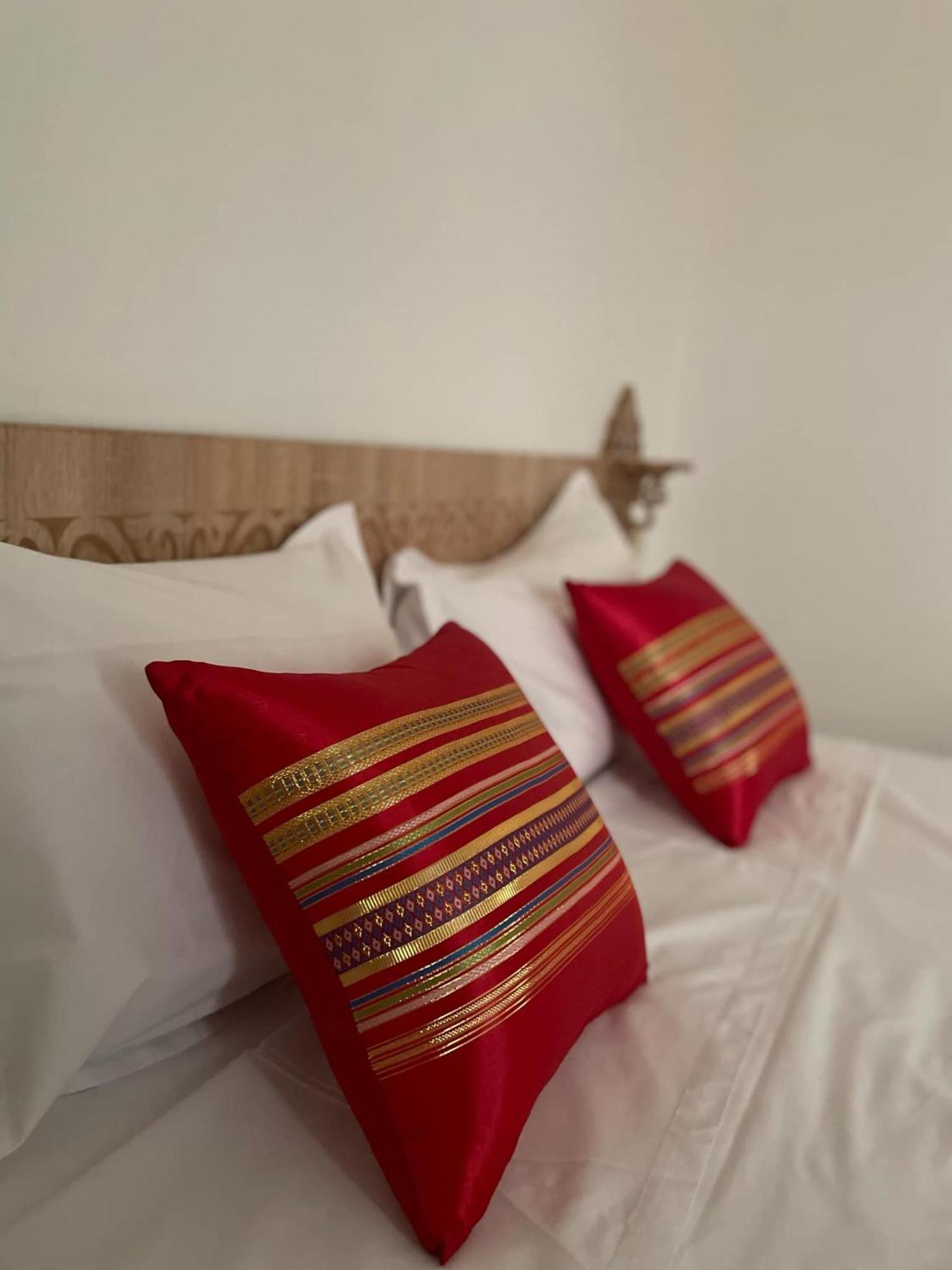 Dar Barka Hotell Kebili Eksteriør bilde